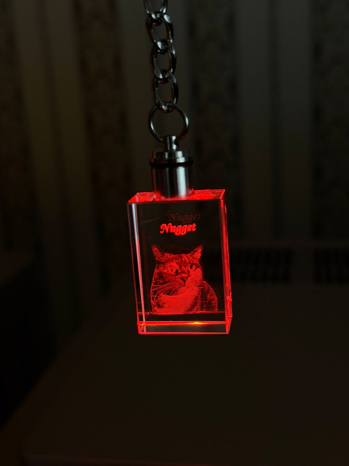 Rectangle cut engraved crystal keychain, detail view